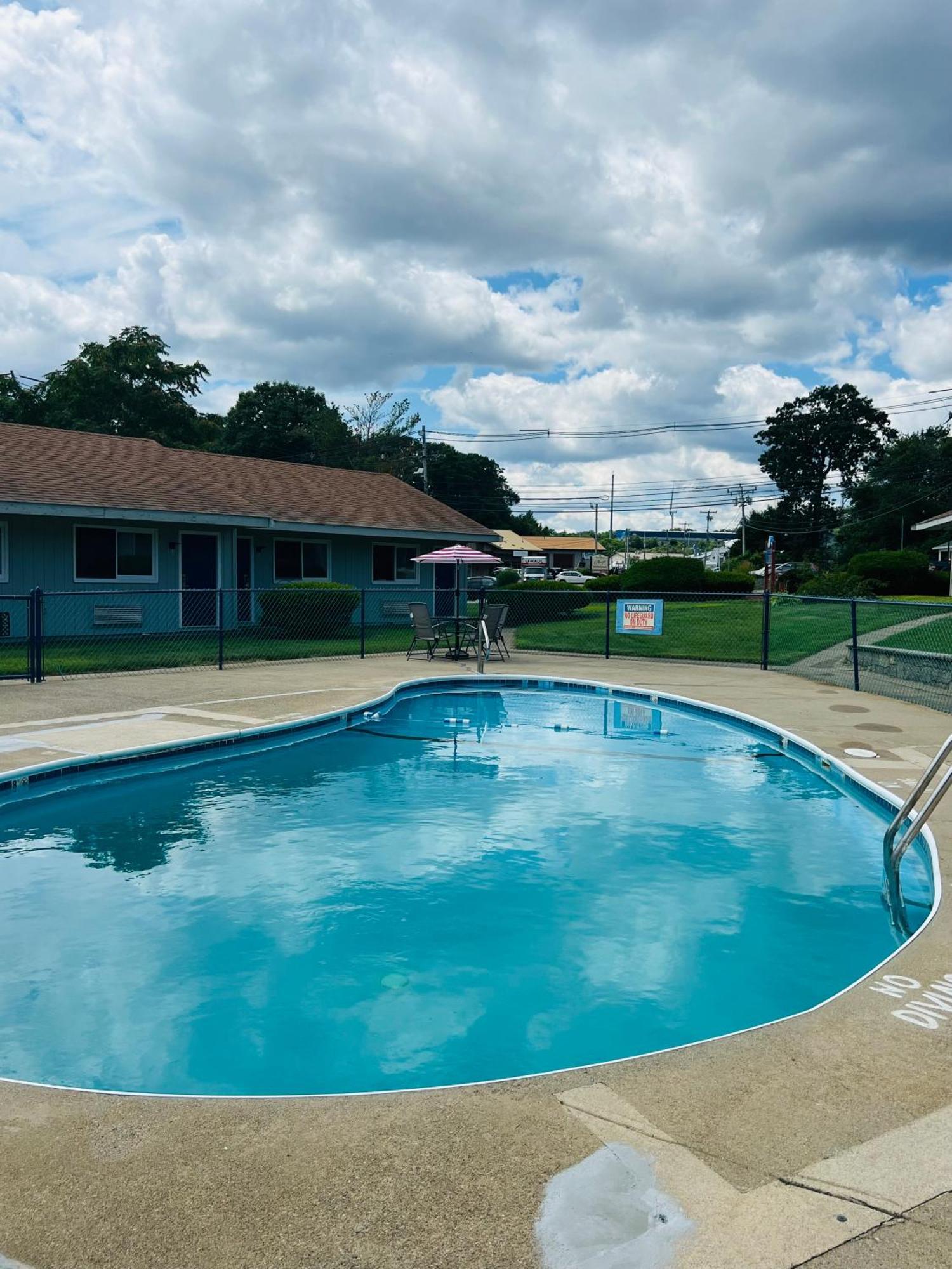 Captain'S Lodge Motel Gloucester Exteriér fotografie